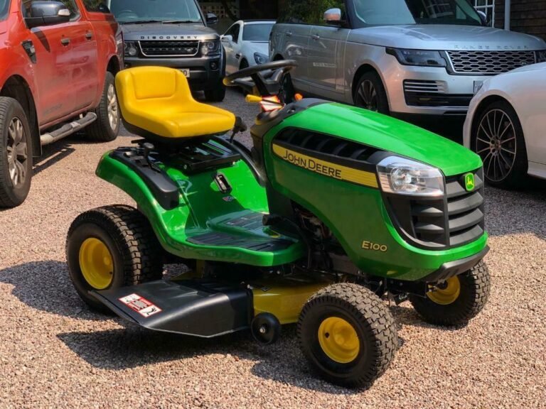 John Deere E100 Riding Mower Review