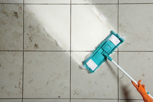 How do you keep porcelain floor tiles shiny?